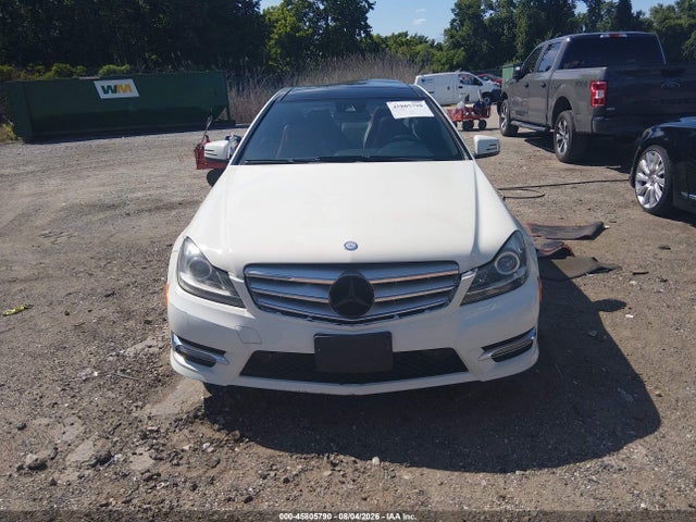45805790 :رقم المزاد ، WDDGJ4HB7CF905898 vin ، 2012 Mercedes-benz C 250 مزاد بيع