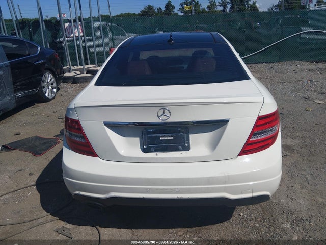 45805790 :رقم المزاد ، WDDGJ4HB7CF905898 vin ، 2012 Mercedes-benz C 250 مزاد بيع