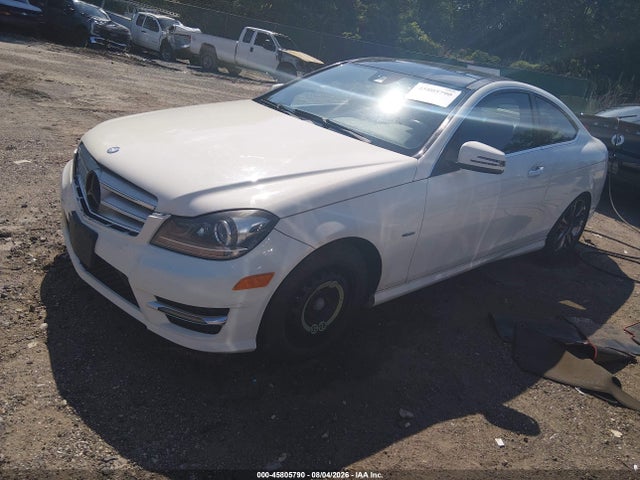 45805790 :رقم المزاد ، WDDGJ4HB7CF905898 vin ، 2012 Mercedes-benz C 250 مزاد بيع