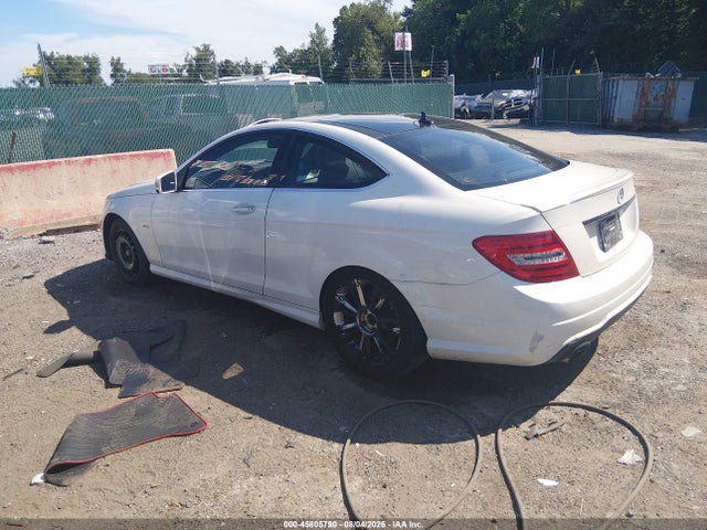 45805790 :رقم المزاد ، WDDGJ4HB7CF905898 vin ، 2012 Mercedes-benz C 250 مزاد بيع