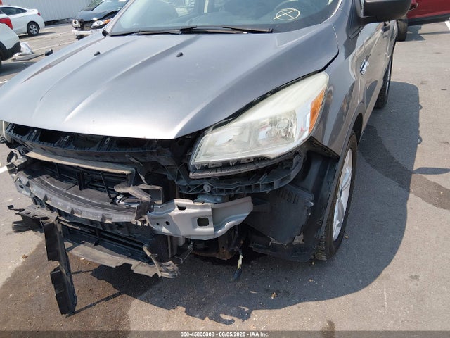 2014 Ford Escape S მანქანა იყიდება აუქციონზე, vin: 1FMCU0F7XEUE49994, აუქციონის ნომერი: 45805808
