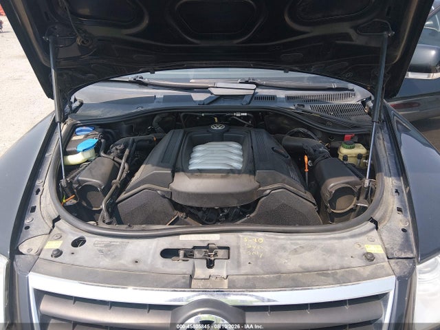 2005 Volkswagen Touareg V8 მანქანა იყიდება აუქციონზე, vin: WVGZM77L65D068125, აუქციონის ნომერი: 45805845