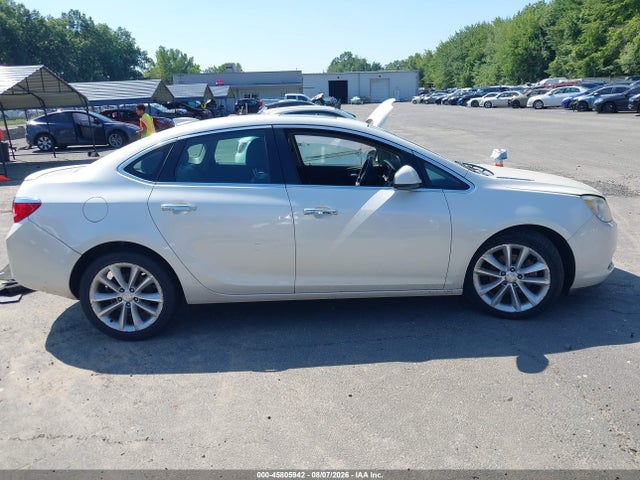 45805942 :رقم المزاد ، 1G4PS5SK8G4151767 vin ، 2016 Buick Verano Leather Group مزاد بيع