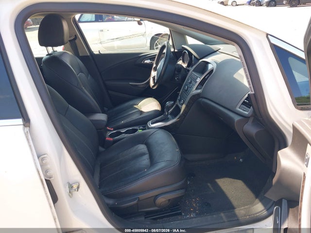 45805942 :رقم المزاد ، 1G4PS5SK8G4151767 vin ، 2016 Buick Verano Leather Group مزاد بيع