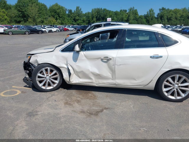 45805942 :رقم المزاد ، 1G4PS5SK8G4151767 vin ، 2016 Buick Verano Leather Group مزاد بيع