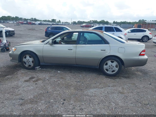 45805955 :رقم المزاد ، JT8BF28G010311612 vin ، 2001 Lexus Es 300 مزاد بيع