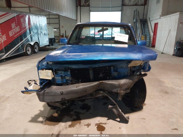 45805957 :رقم المزاد ، 1B7FL26X2PS266989 vin ، 1993 Dodge Dakota مزاد بيع