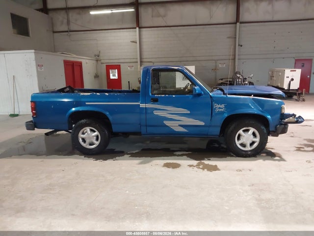 45805957 :رقم المزاد ، 1B7FL26X2PS266989 vin ، 1993 Dodge Dakota مزاد بيع