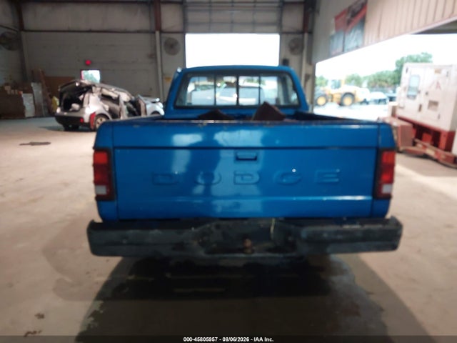45805957 :رقم المزاد ، 1B7FL26X2PS266989 vin ، 1993 Dodge Dakota مزاد بيع