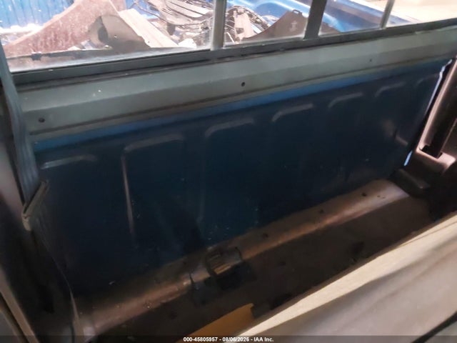 45805957 :رقم المزاد ، 1B7FL26X2PS266989 vin ، 1993 Dodge Dakota مزاد بيع