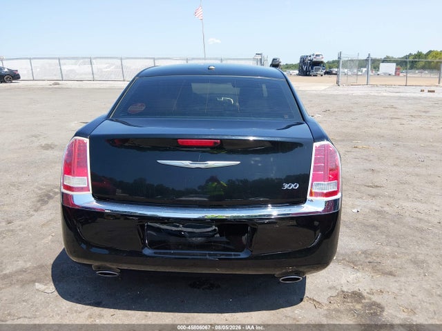 45806067 :رقم المزاد ، 2C3CCAAG6EH327192 vin ، 2014 Chrysler 300 مزاد بيع