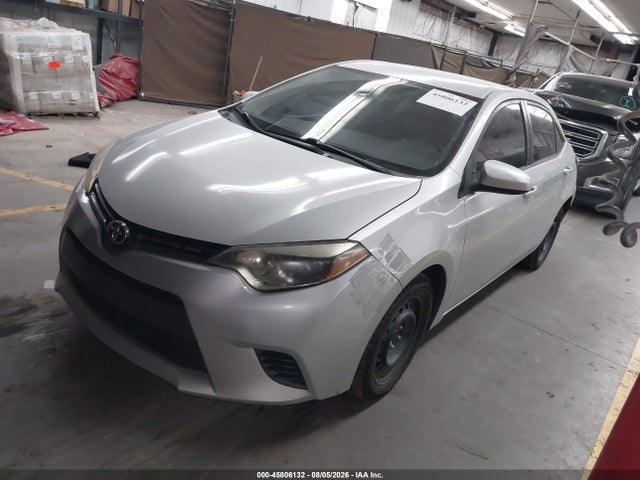 Toyota COROLLA LE 2015 5YFBURHE7FP214628 Image 2