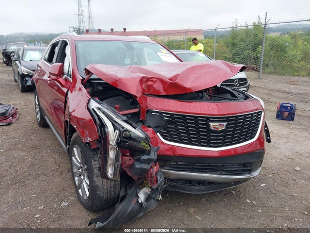 45806181 :رقم المزاد ، 1GYFZDR42KF161943 vin ، 2019 Cadillac Xt4 Premium Luxury مزاد بيع