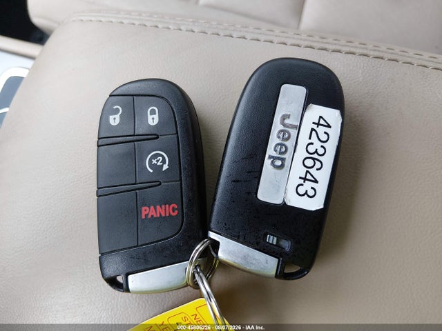 Продаж на аукціоні авто 2019 Jeep Grand Cherokee Laredo E 4x4, vin: 1C4RJFAG3KC837040, номер лоту: 45806226