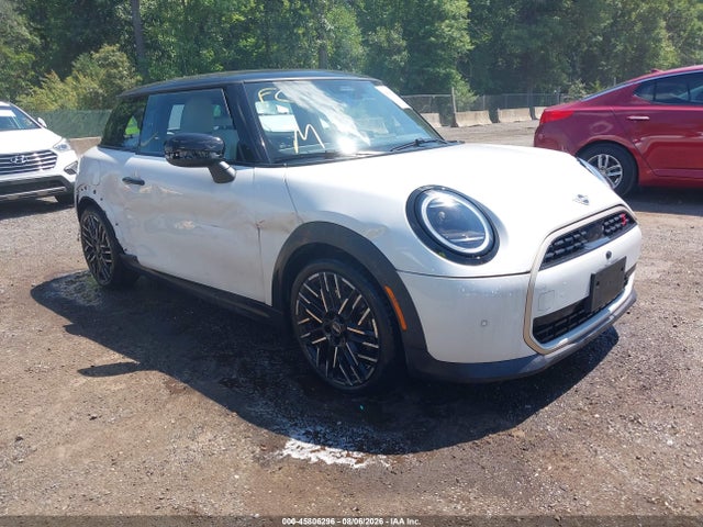 Продажа на аукционе авто 2025 Mini Hardtop Cooper S, vin: WMW23GD06S2W32492, номер лота: 45806296