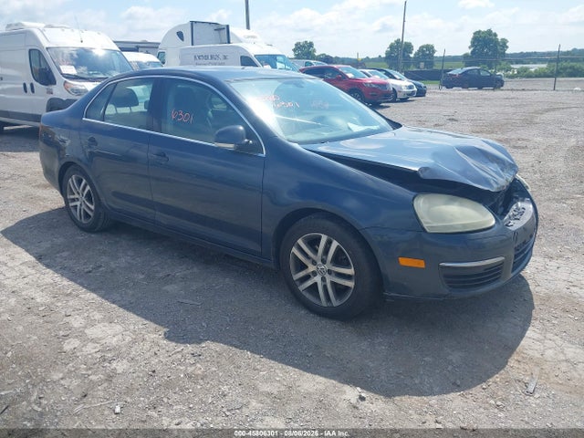 45806301 :رقم المزاد ، 3VWSF71K35M611657 vin ، 2005 Volkswagen Jetta 2.5 مزاد بيع