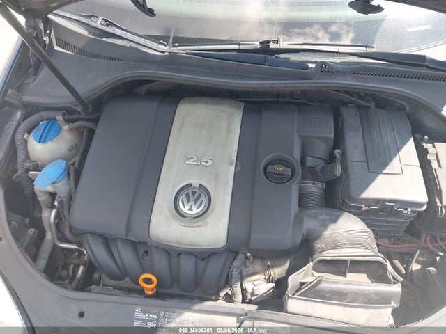 45806301 :رقم المزاد ، 3VWSF71K35M611657 vin ، 2005 Volkswagen Jetta 2.5 مزاد بيع