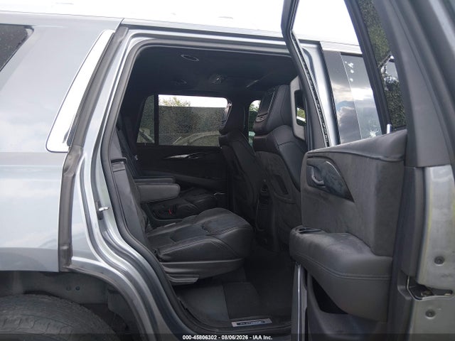 45806302 :رقم المزاد ، 1GYS4DKJ1KR343547 vin ، 2019 Cadillac Escalade Platinum مزاد بيع