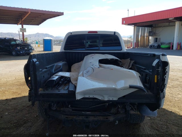 2013 Toyota Tacoma Prerunner V6 მანქანა იყიდება აუქციონზე, vin: 3TMKU4HN2DM037848, აუქციონის ნომერი: 45806339