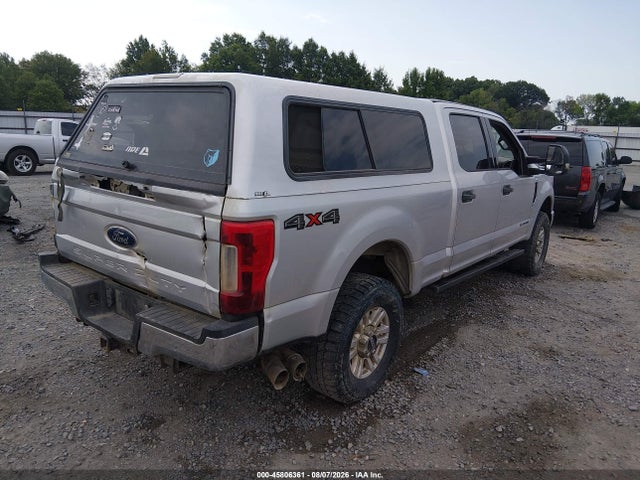 45806361 :رقم المزاد ، 1FT7W2BT4JEC60700 vin ، 2018 Ford F-250 Xlt مزاد بيع