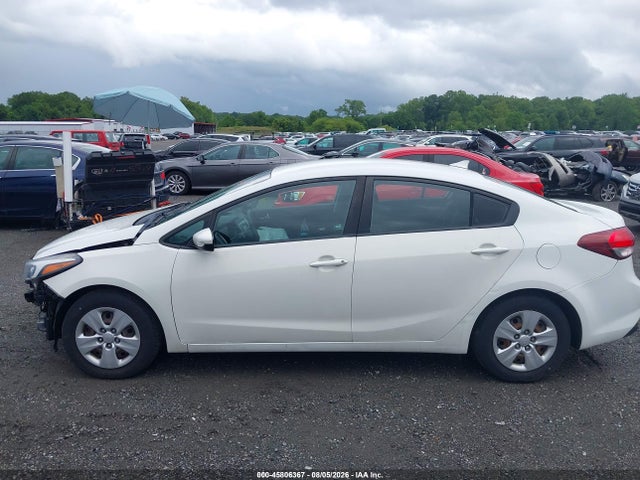 45806367 :رقم المزاد ، 3KPFK4A73JE234505 vin ، 2018 Kia Forte Lx مزاد بيع