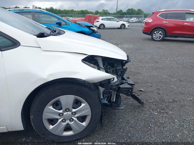 45806367 :رقم المزاد ، 3KPFK4A73JE234505 vin ، 2018 Kia Forte Lx مزاد بيع