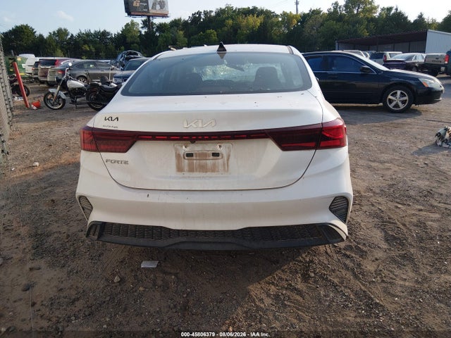 2022 Kia Forte Lxs მანქანა იყიდება აუქციონზე, vin: 3KPF24AD6NE485028, აუქციონის ნომერი: 45806379