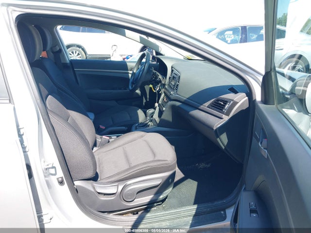 2018 Hyundai Elantra Se მანქანა იყიდება აუქციონზე, vin: 5NPD74LF1JH273151, აუქციონის ნომერი: 45806380