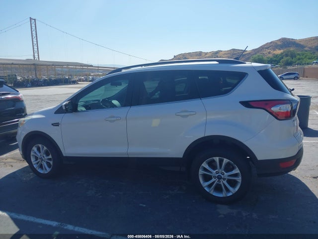 Ford ESCAPE SE 2018 1FMCU9GD9JUA86123 Image 14