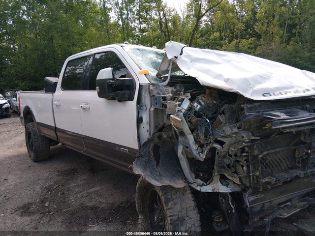45806446 :رقم المزاد ، 1FT8W3BT1HED56837 vin ، 2017 Ford F-350 King Ranch مزاد بيع