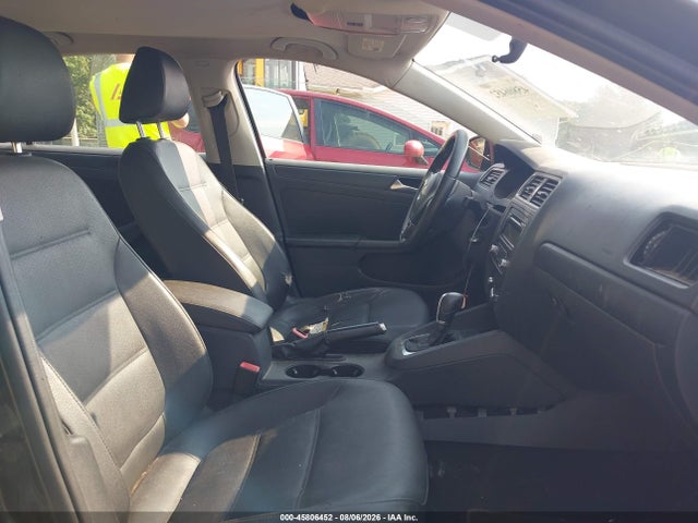 45806452 :رقم المزاد ، 3VWDZ7AJ0BM382339 vin ، 2011 Volkswagen Jetta 2.5l Se مزاد بيع