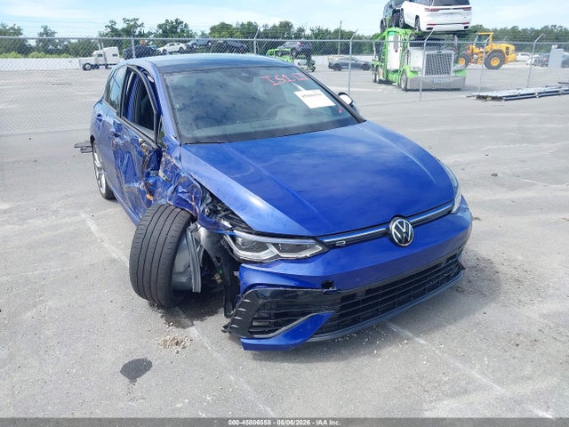 2024 Volkswagen Golf R 2.0t მანქანა იყიდება აუქციონზე, vin: WVWEB7CD0RW231823, აუქციონის ნომერი: 45806558