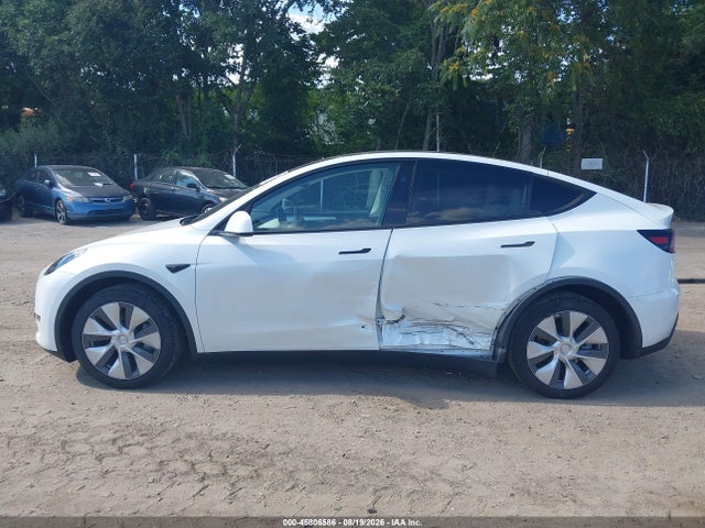 7SAYGDEE3RA220077 Tesla Model Y Long Range Dual Motor All-wheel Drive