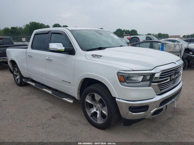 2020 Ram 1500 Laramie  4x4 6'4 Box მანქანა იყიდება აუქციონზე, vin: 1C6SRFRT7LN400568, აუქციონის ნომერი: 45806602