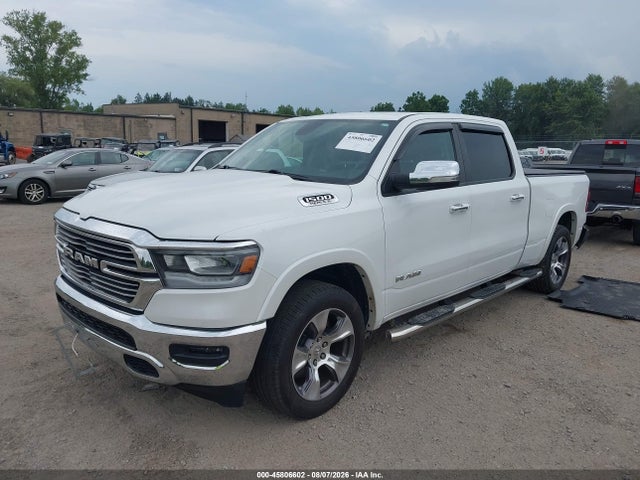 2020 Ram 1500 Laramie  4x4 6'4 Box მანქანა იყიდება აუქციონზე, vin: 1C6SRFRT7LN400568, აუქციონის ნომერი: 45806602