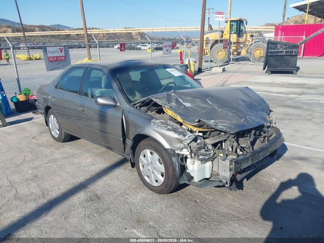 45806623 :رقم المزاد ، JT2BG22K9Y0489162 vin ، 2000 Toyota Camry Le مزاد بيع
