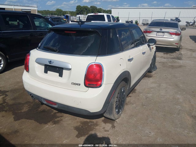 45806628 :رقم المزاد ، WMWXS5C57FT832758 vin ، 2015 Mini Hardtop Cooper مزاد بيع