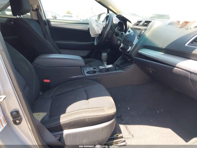 Subaru Outback 2.5i Premium 2018 4S4BSACC5J3392547 Image 5