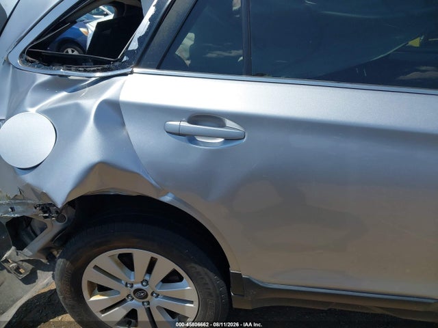Subaru Outback 2.5i Premium 2018 4S4BSACC5J3392547 Image 8