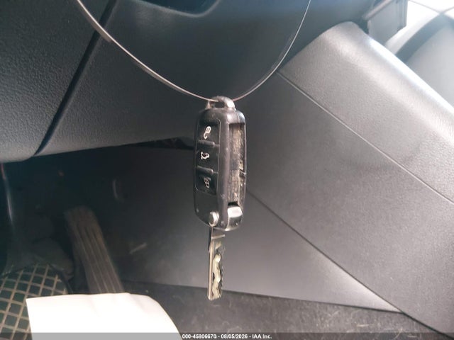Продажа на аукционе авто 2011 Volkswagen Tiguan S, vin: WVGAV7AXXBW558590, номер лота: 45806670