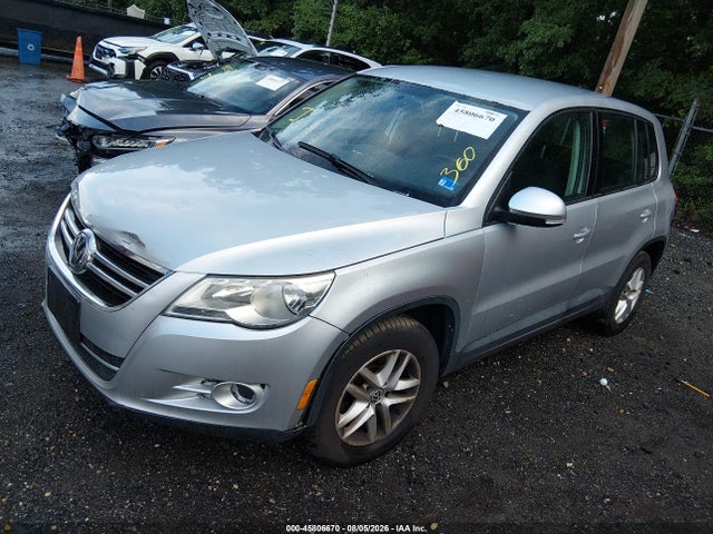 Продажа на аукционе авто 2011 Volkswagen Tiguan S, vin: WVGAV7AXXBW558590, номер лота: 45806670