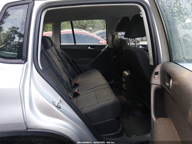 Продажа на аукционе авто 2011 Volkswagen Tiguan S, vin: WVGAV7AXXBW558590, номер лота: 45806670