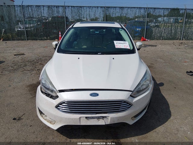 Ford Focus Titanium 2018 1FADP3J21JL250142 Image 13
