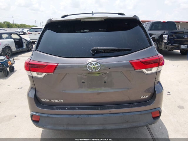 Toyota Highlander Xle 2019 5TDKZRFH7KS369969 Image 16