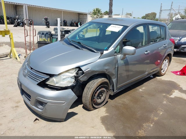 45806713 :رقم المزاد ، 3N1BC13E18L386765 vin ، 2008 Nissan Versa 1.8 S مزاد بيع