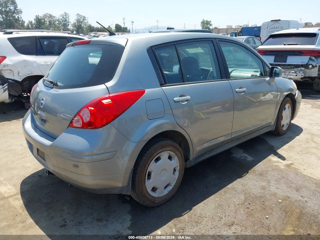 45806713 :رقم المزاد ، 3N1BC13E18L386765 vin ، 2008 Nissan Versa 1.8 S مزاد بيع