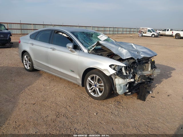 Продаж на аукціоні авто 2016 Ford Fusion Energi Titanium, vin: 3FA6P0SU1GR324452, номер лоту: 45806765