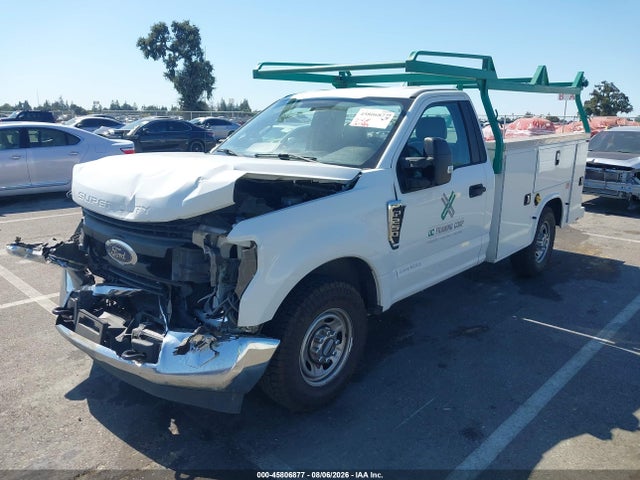 Ford F-250 Xl 2018 1FTBF2A62JEB11594 Image 2