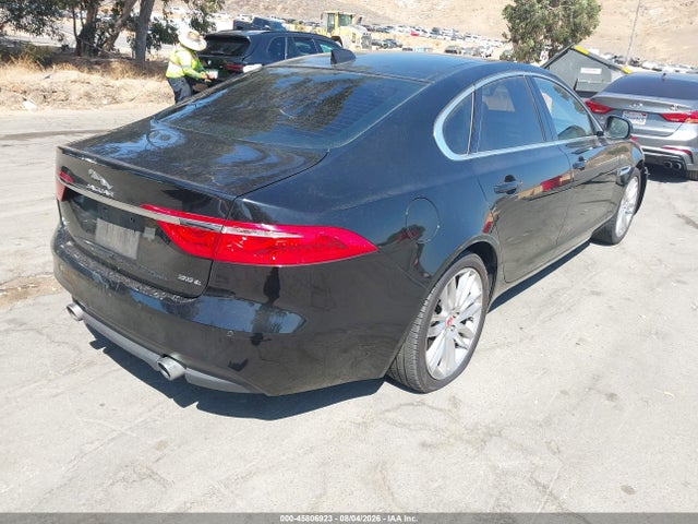 Jaguar Xf 35t Prestige 2016 SAJBE4BV1GCY14159 Image 4