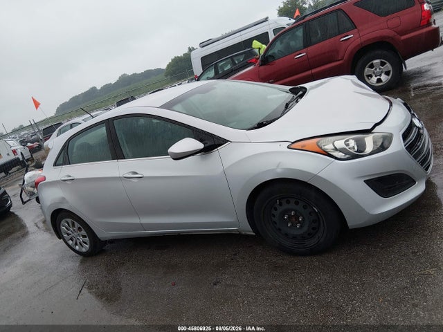 Продажа на аукционе авто 2017 Hyundai Elantra Gt, vin: KMHD35LH2HU376853, номер лота: 45806925